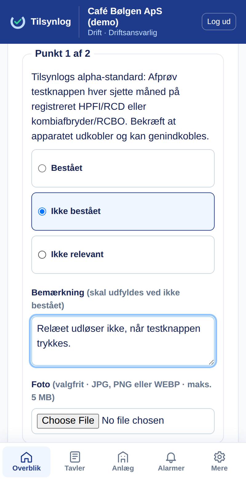Kontrolskemaet, hvor første punkt er markeret som ikke bestået med en bemærkning.